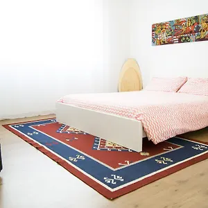 Nanda House , Piove di Sacco Italia