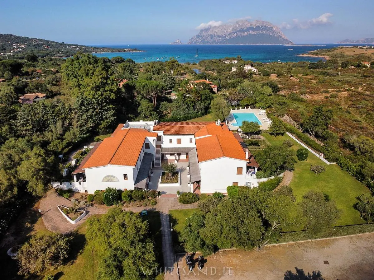 Aparthotel White Sand Residence Porto San Paolo